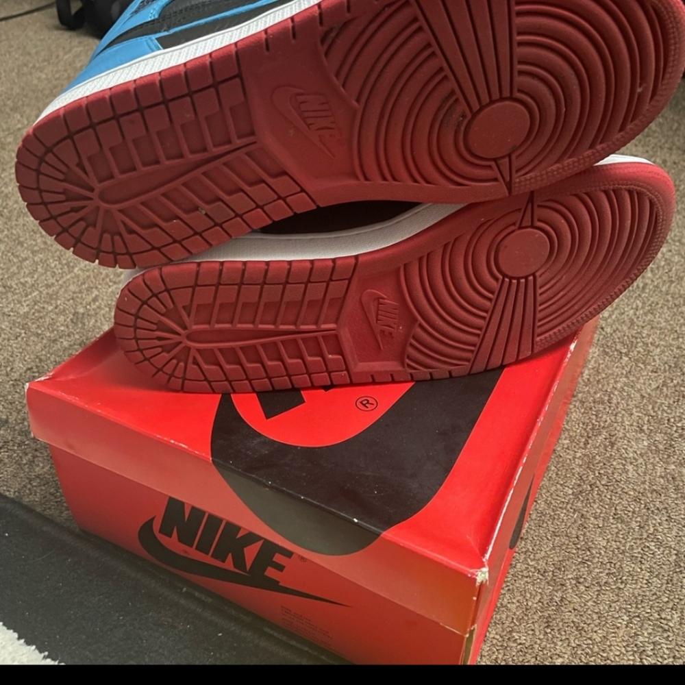 Jordan 1 Retro UNC to Chicago - Picture 9 of 10